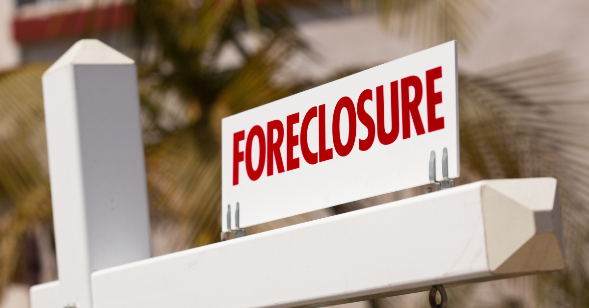 Shutterstock/Foreclosure