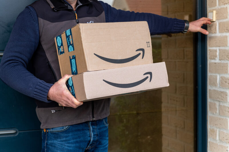Amazon Delivery - The Modern Memo Amazon Smart Glasses Redefine Delivery with AI Power