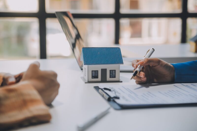 Government Shutdown Stalls Real Estate in 5 States