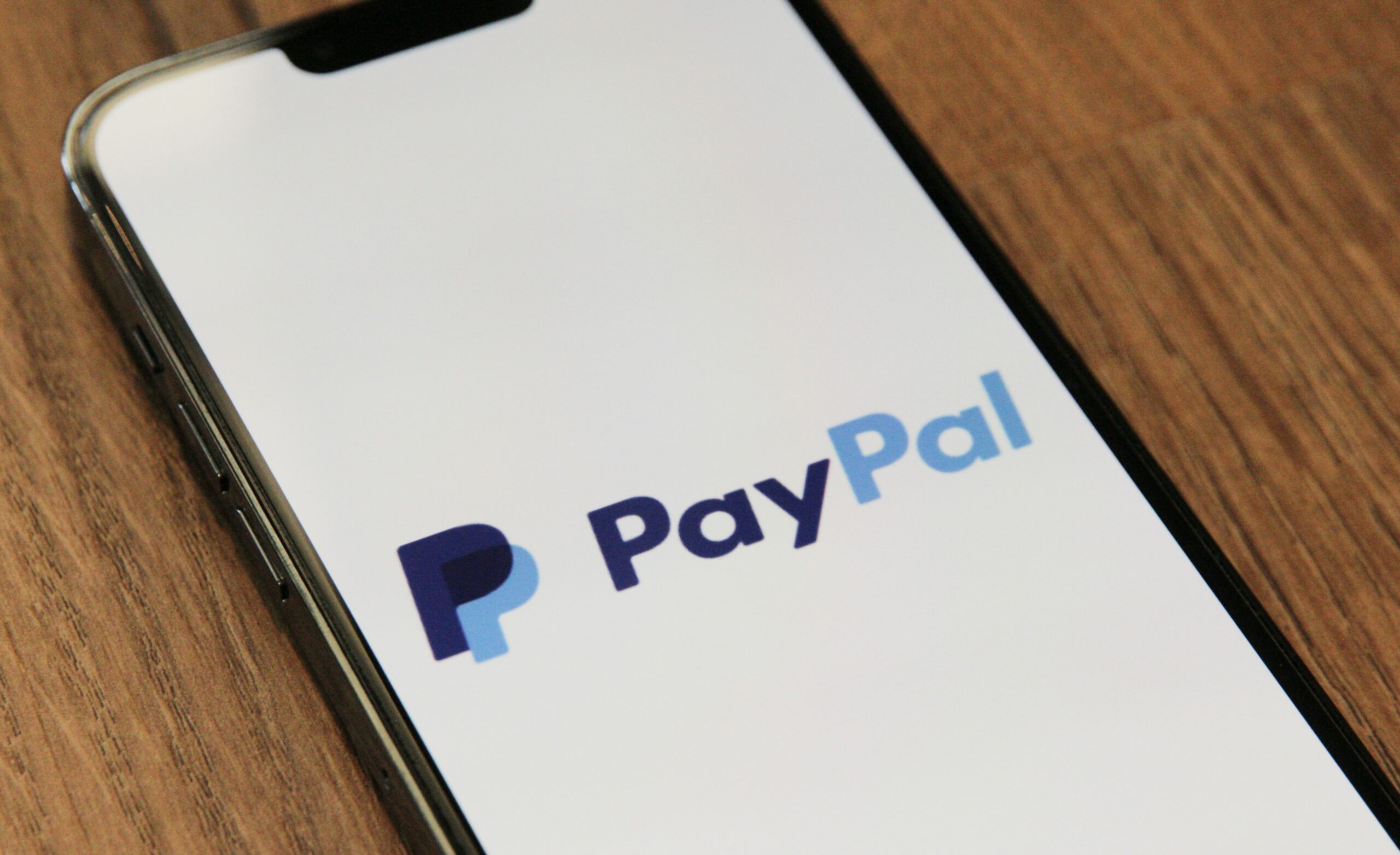 Hardware Meets Fintech: Enrique Lores Tapped to Fix PayPal’s "Execution Gap"