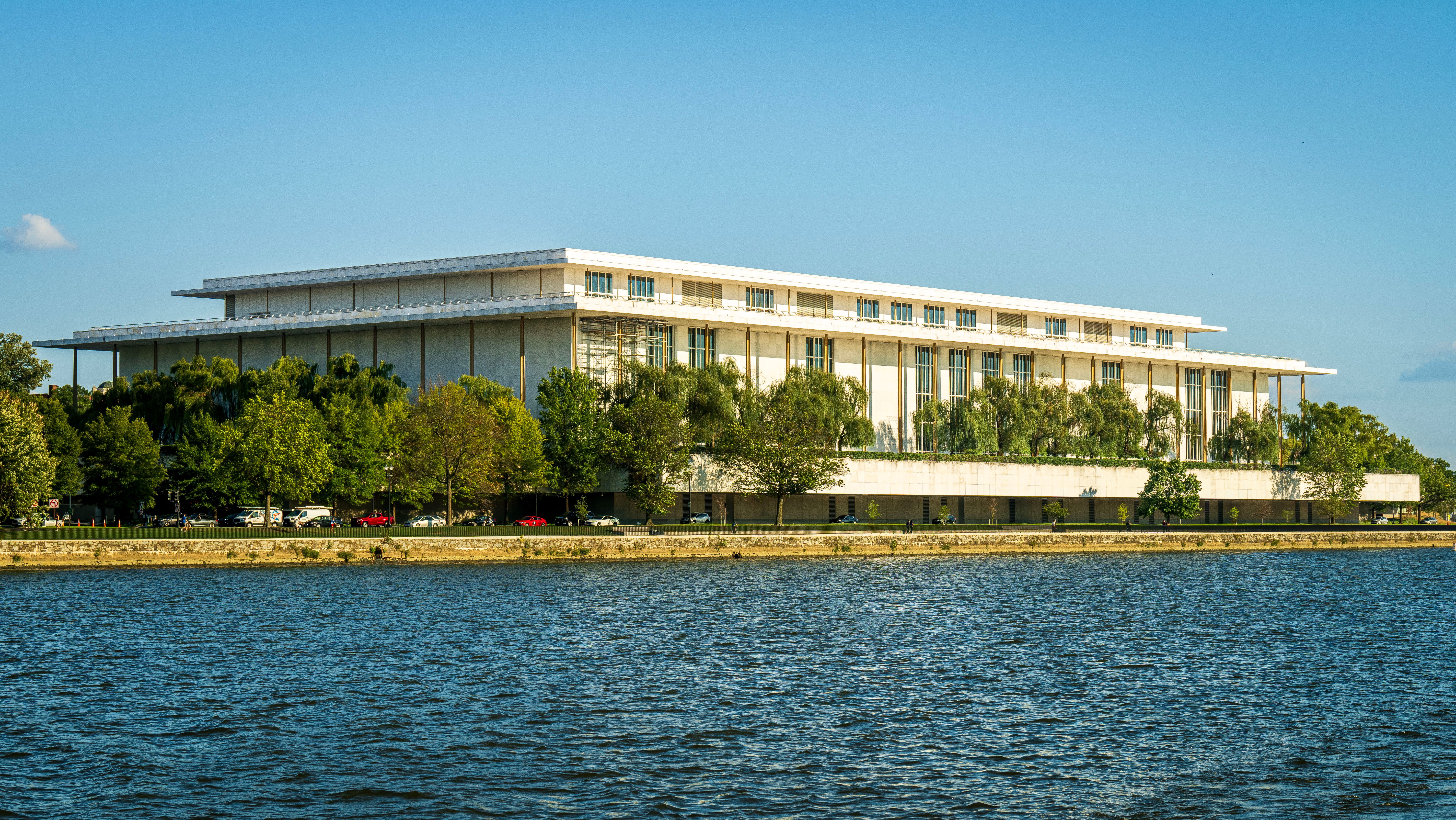 Kennedy Center Board Votes to Close Over Financial Crisis and Trump Naming Dispute, Names New President